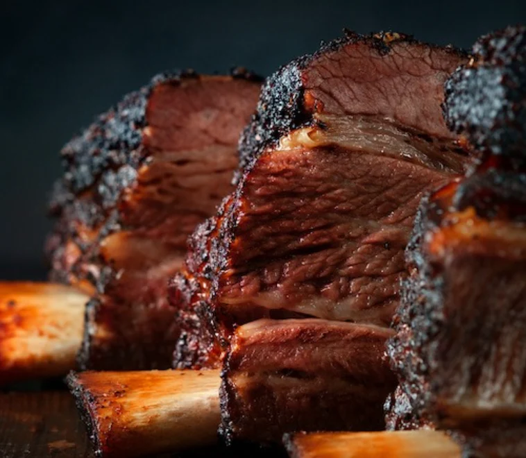 Charcoal-grilled steak sliced and plated in Bang Tao, Phuket