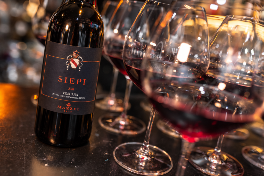 Siepi 2020 by Mazzei with glasses of red wine